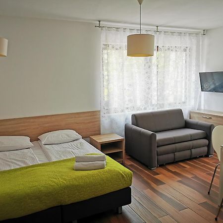 Villa Veell - Tylko 4 Minuty Od Pieknej Szerokiej Plazy بوبيروفو المظهر الخارجي الصورة